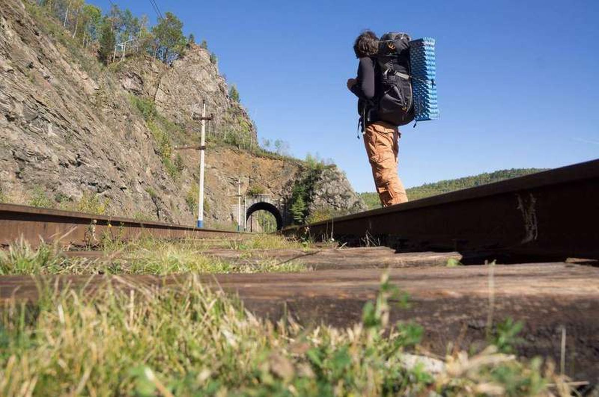 How to pack a backpack for 2 weeks in one bag