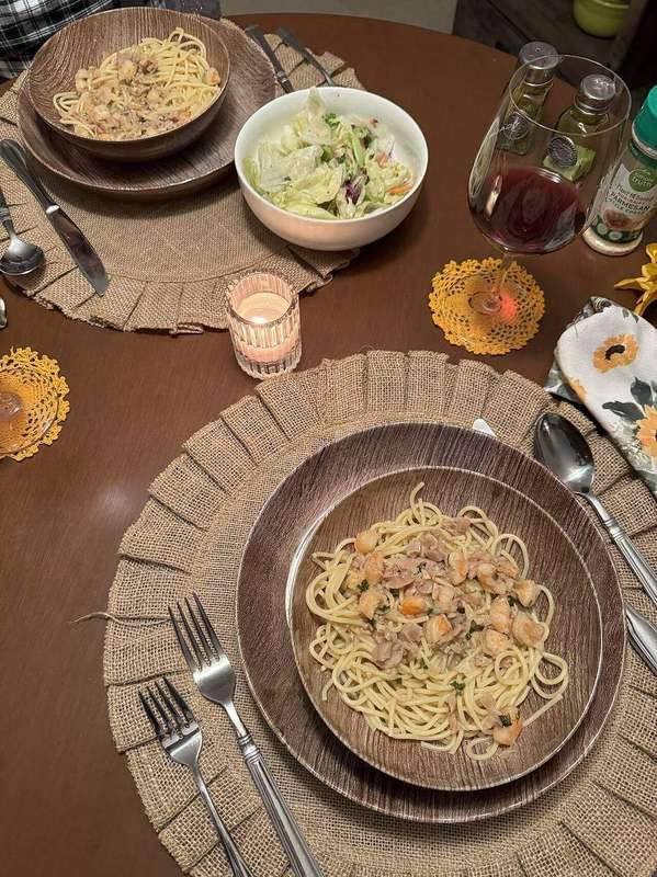 A close-up of clam and shrimp spaghetti
