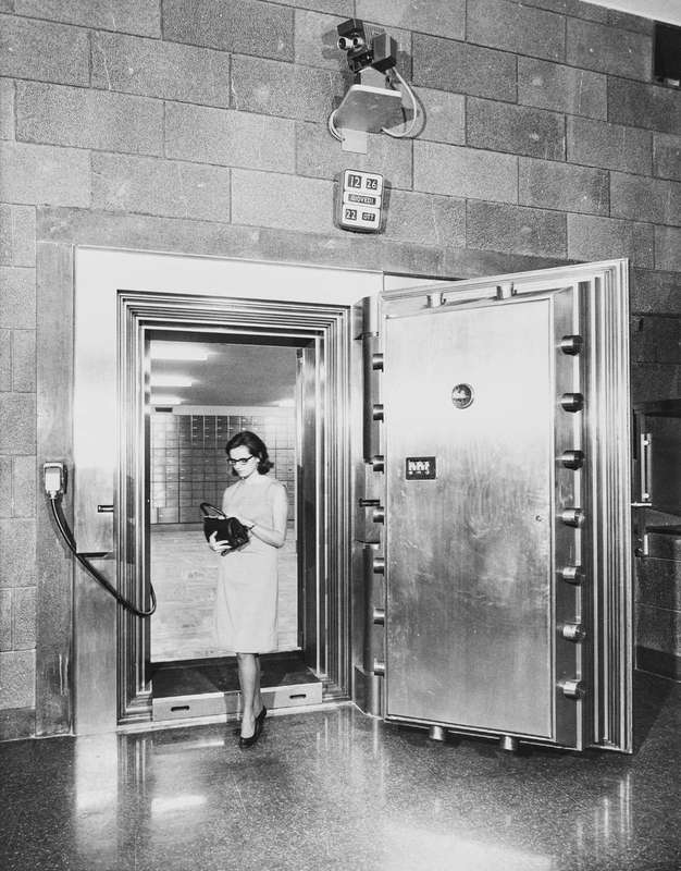 A vintage bank vault door from 1967, from an era when savers rarely compared rates