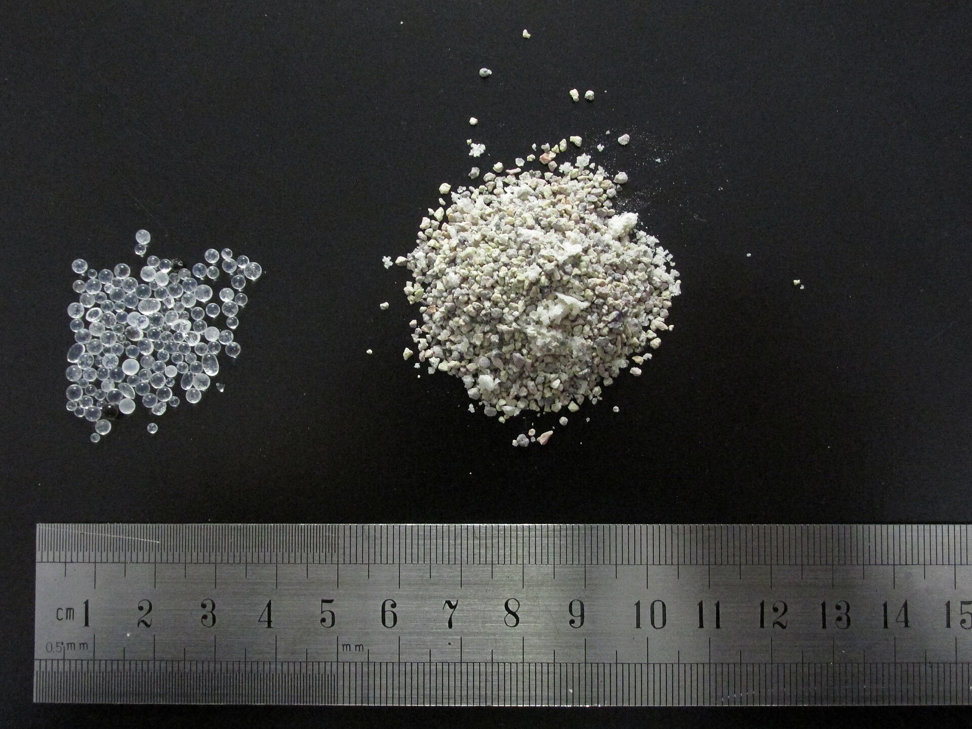 Silica gel and clay desiccant beads used as passive moisture absorbers