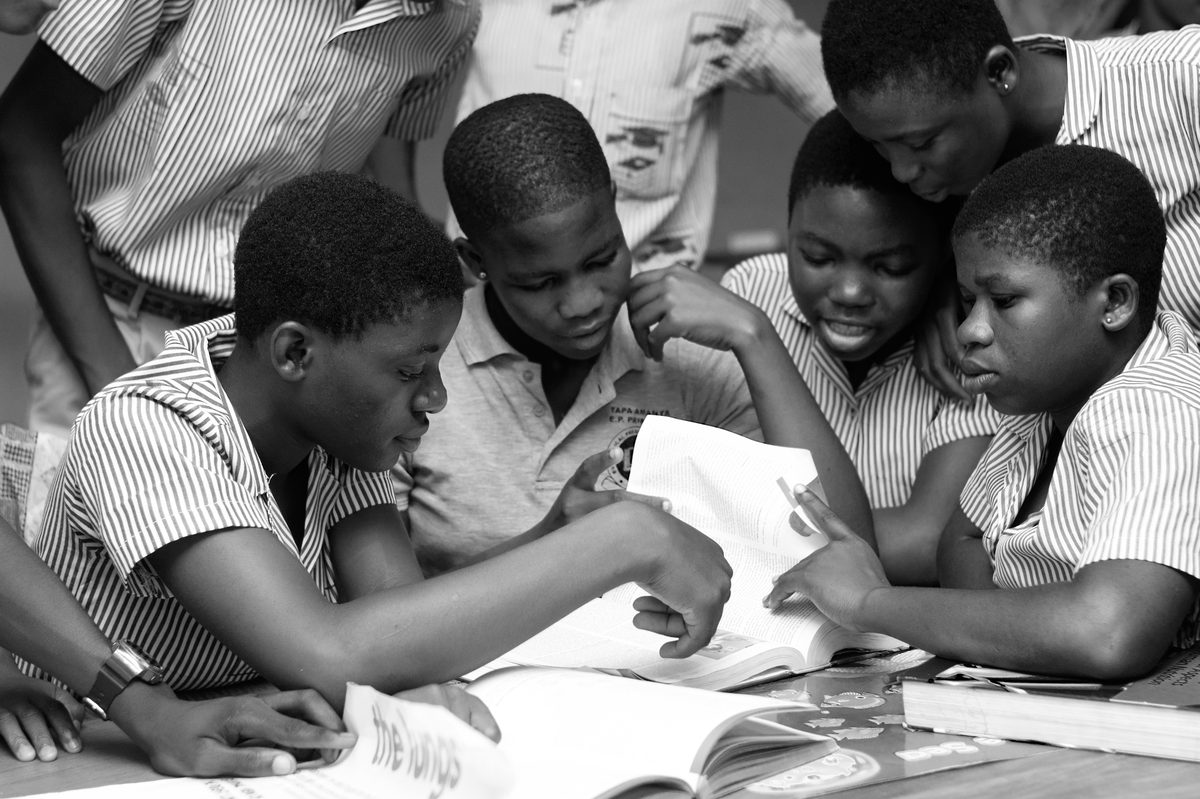 Students involved in the art of group study