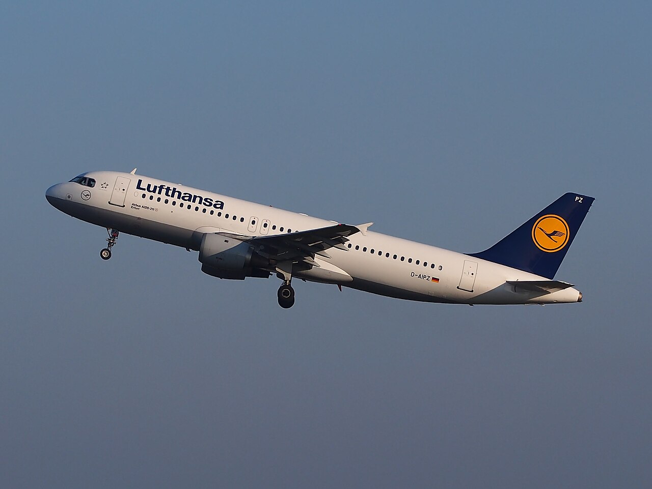 A Lufthansa Airbus A320 climbing after takeoff