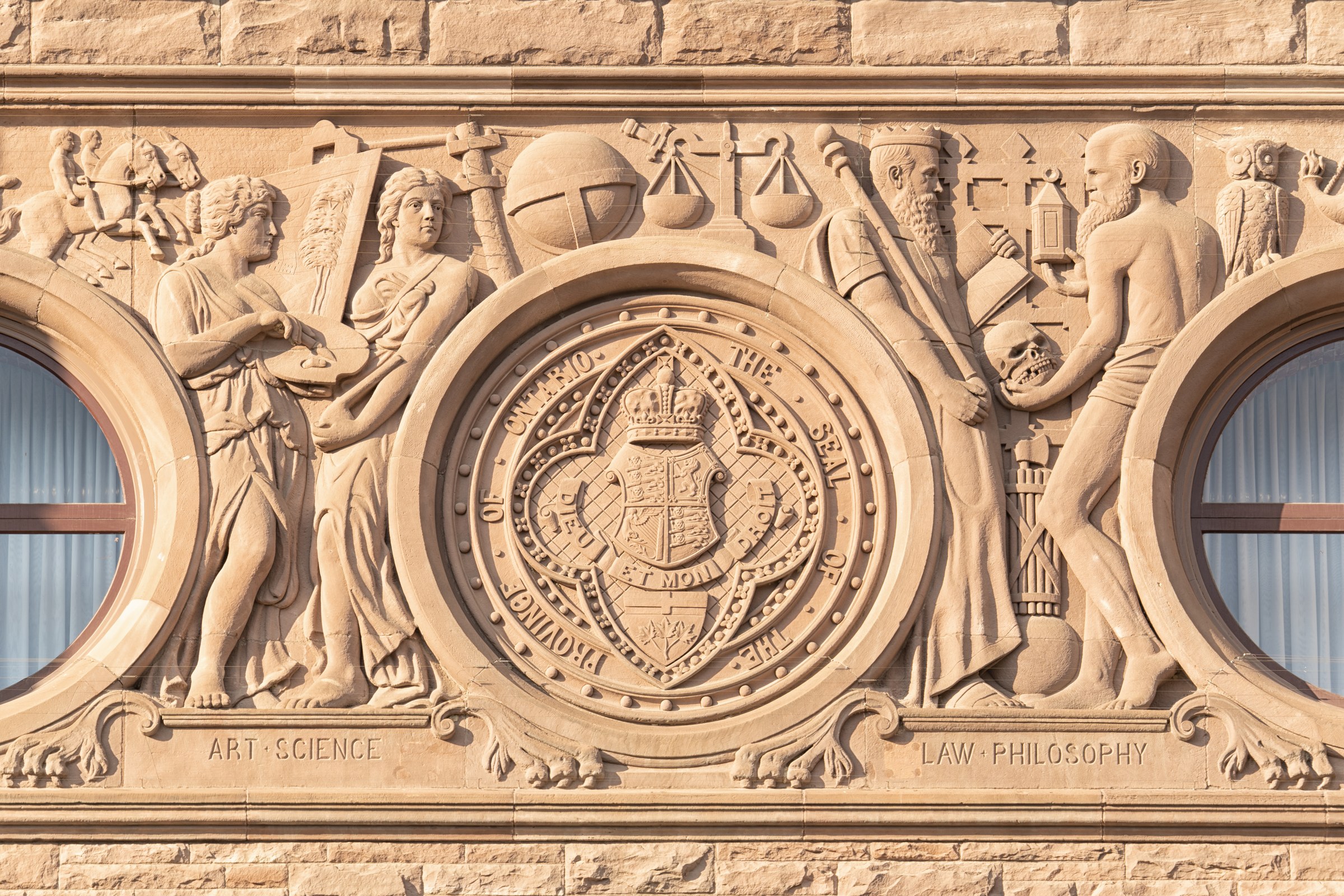 The Great Seal of Ontario on the facade of the Legislative Assembly