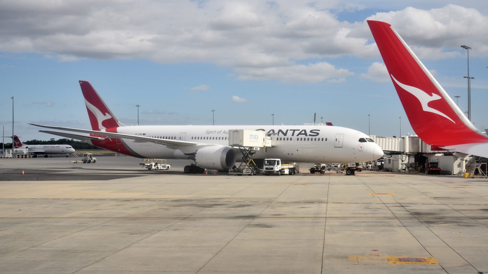 A Qantas Boeing 787 Dreamliner at Perth Airport