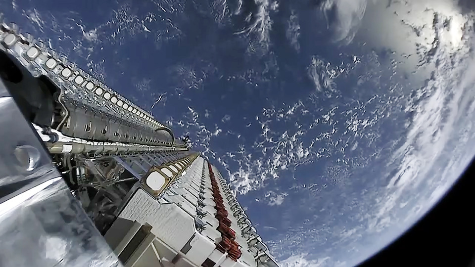 A SpaceX Starlink mission lifting off, carrying satellites that now also power direct-to-cell phone texting