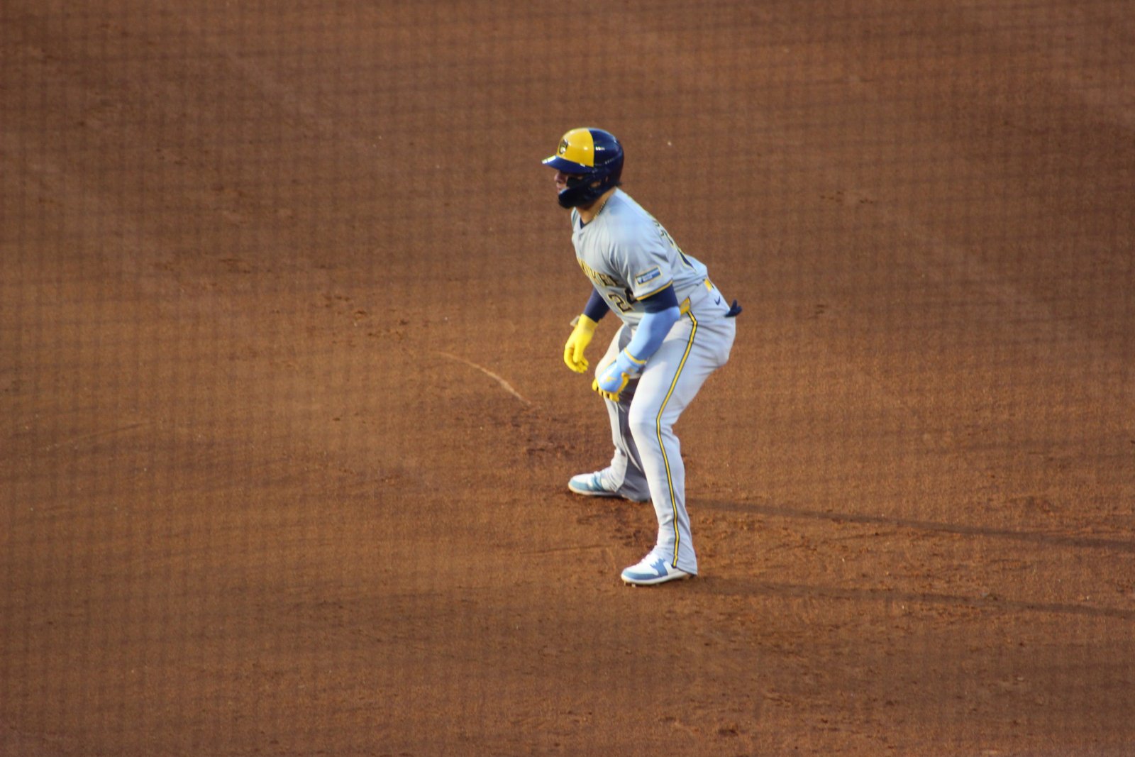 William Contreras in a Milwaukee Brewers uniform during the 2024 season
