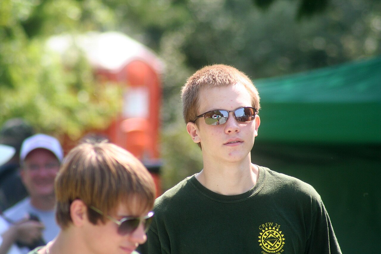 More faces in a crowd at a public gathering