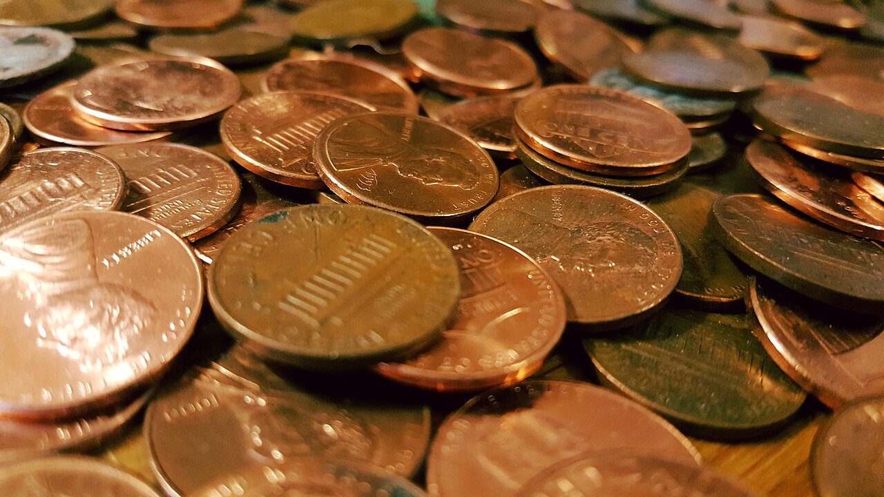 A pile of pennies