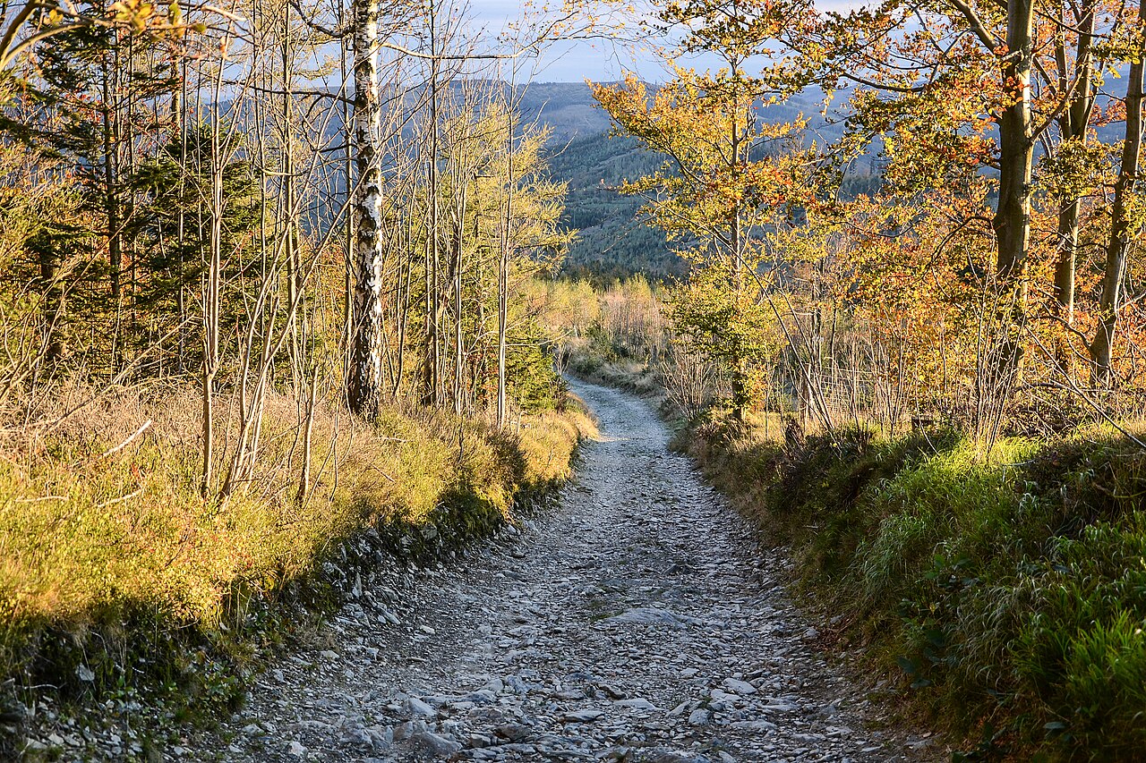 Hiking trail to Biskupská kupa