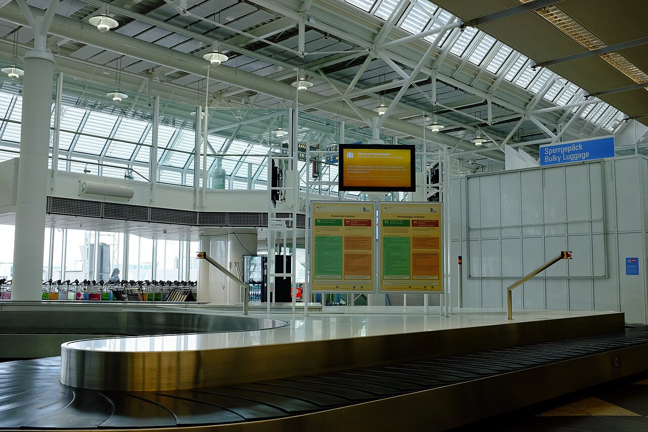 A baggage carousel at Munich Airport Terminal 1