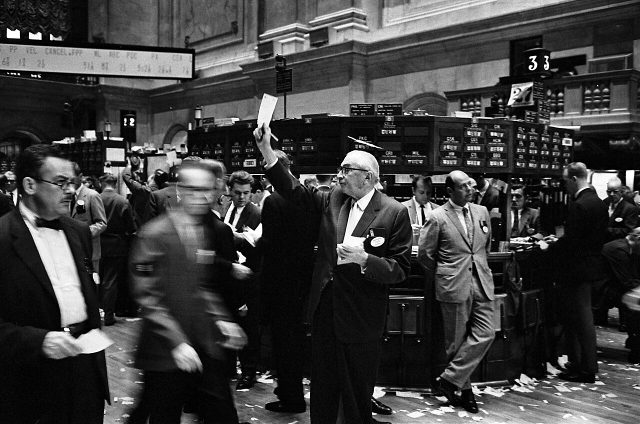 Traders on the floor of the New York Stock Exchange