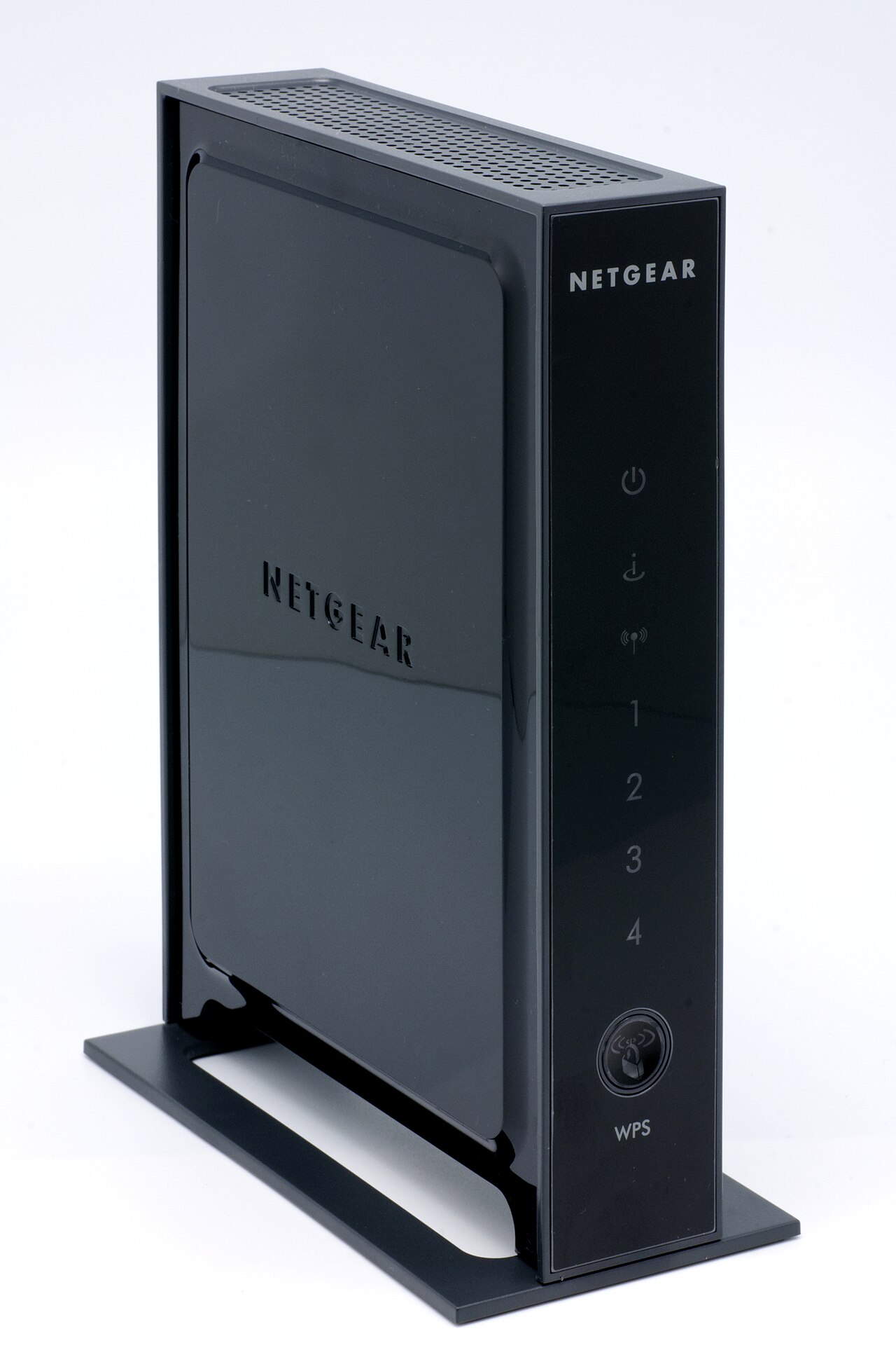 A wireless router with external antennas