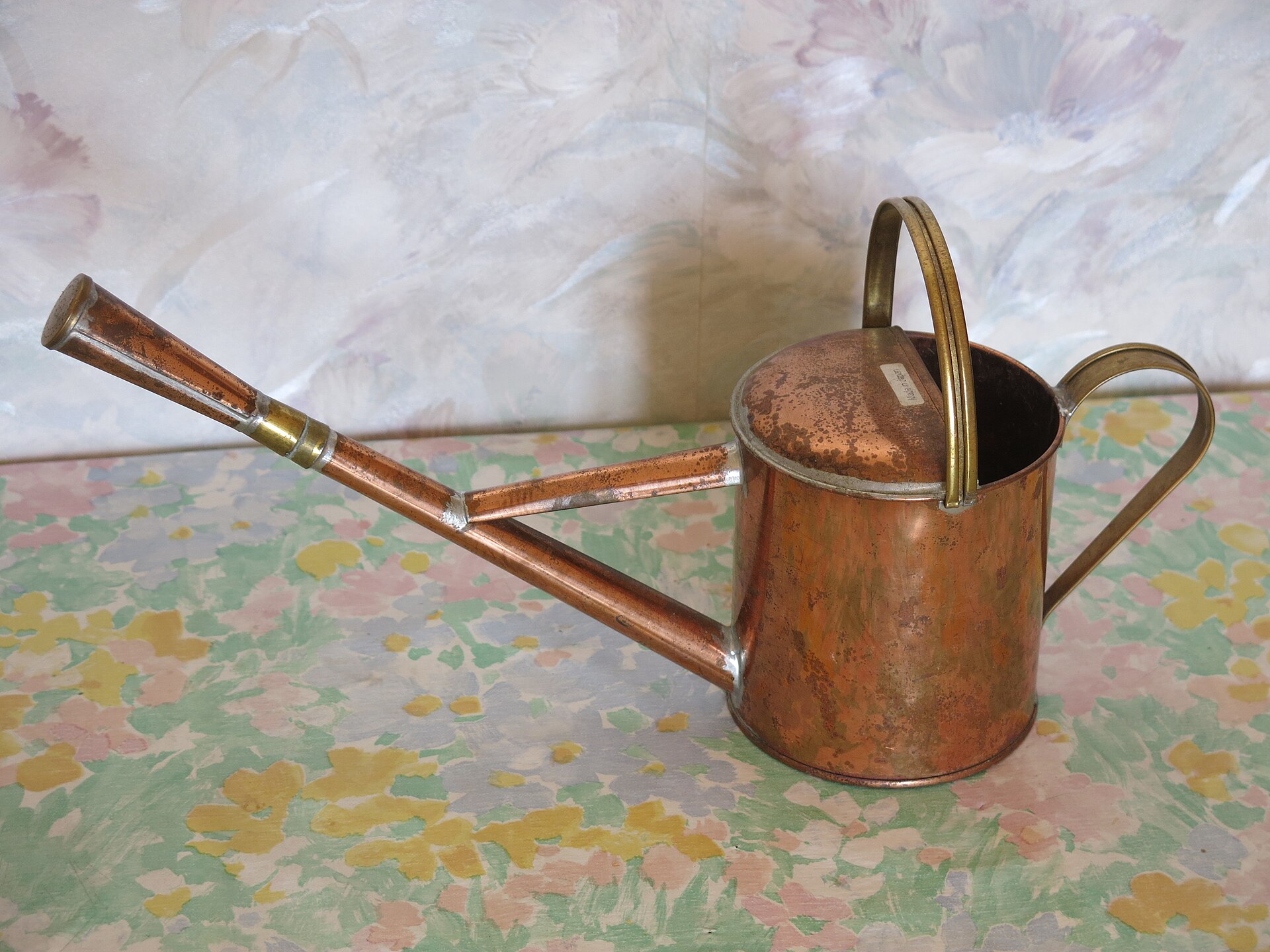A watering can for bonsai