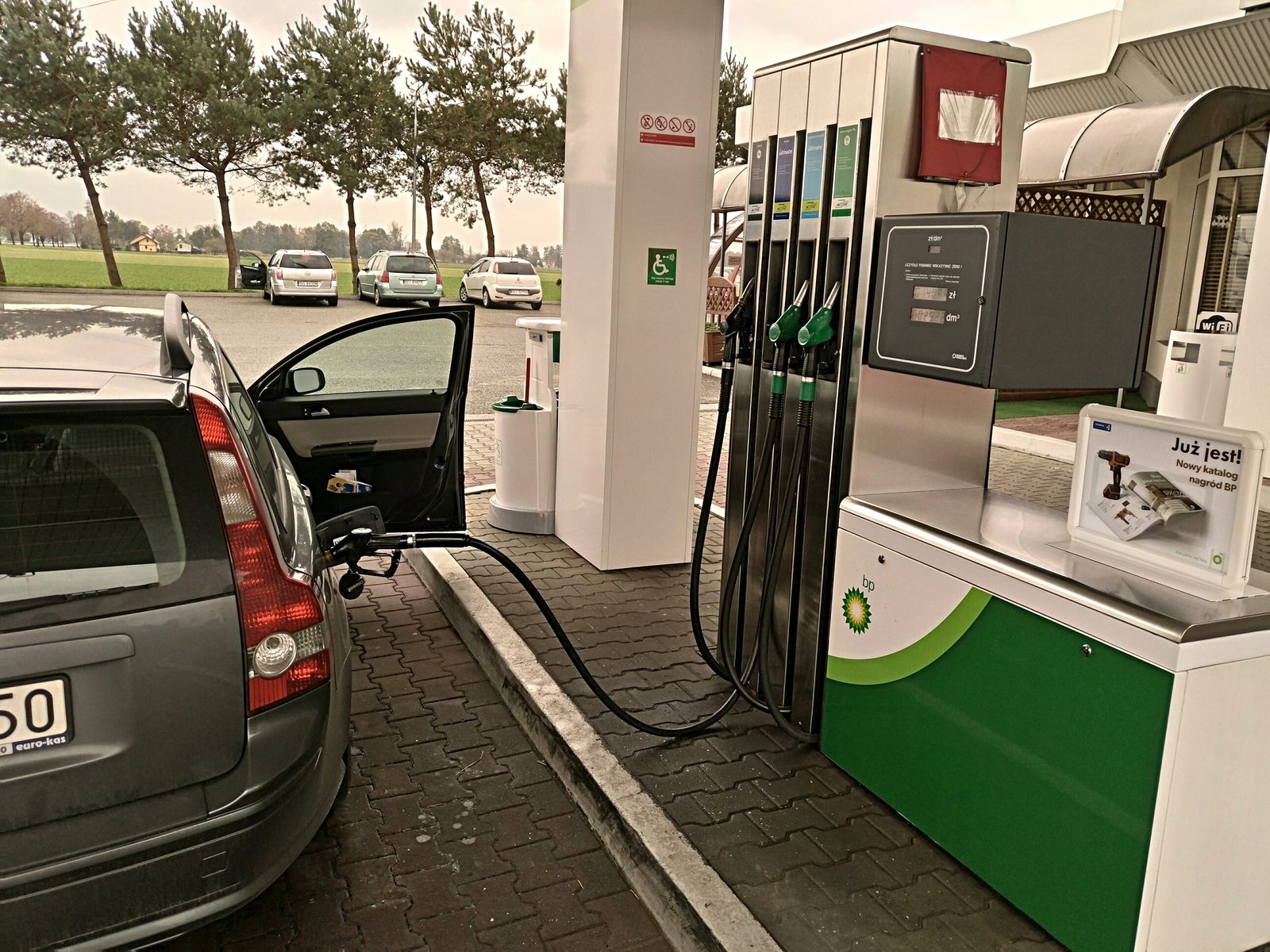 How to Improve Fuel Economy Without Driving Slower Everywhere