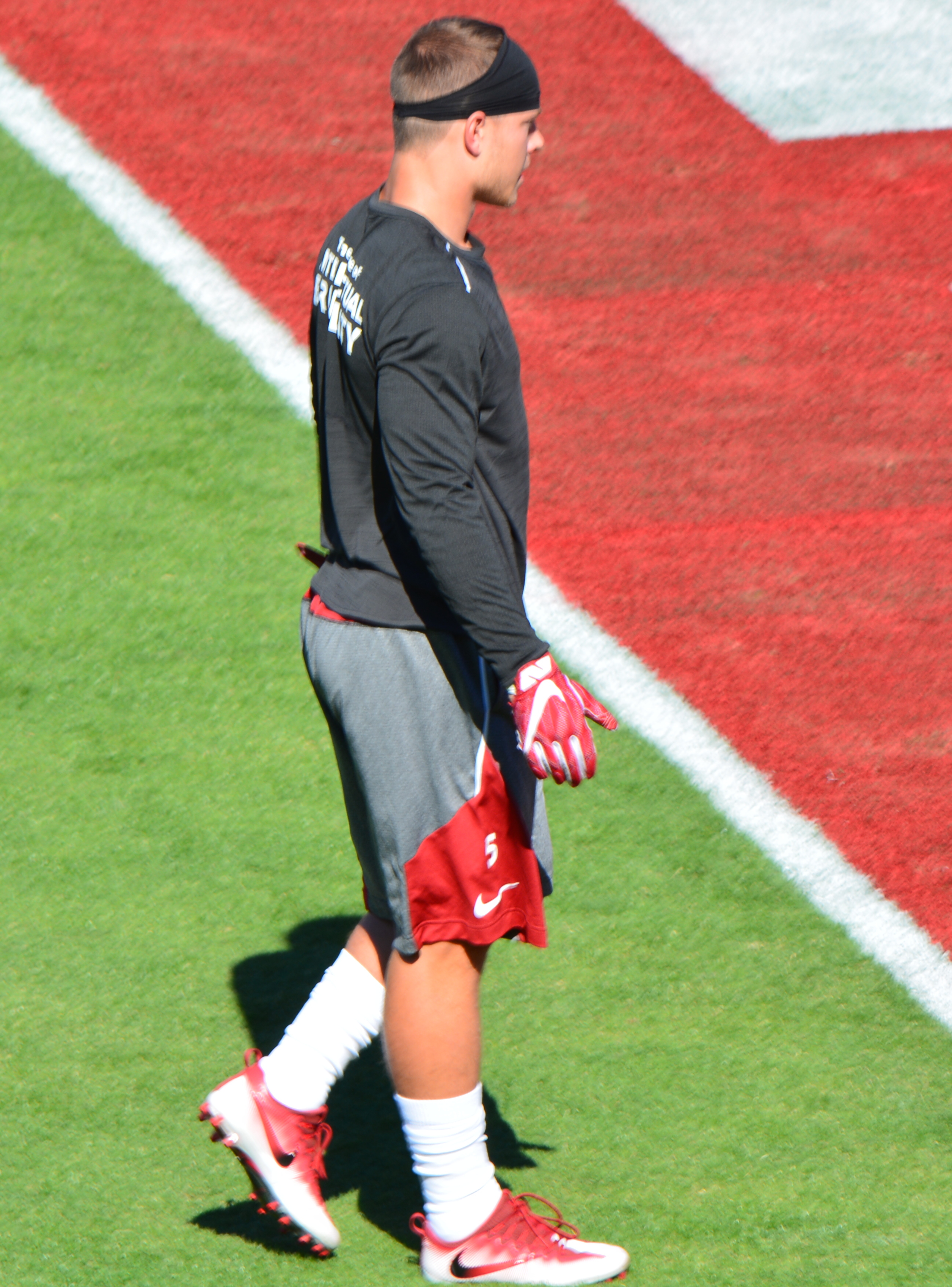 Christian McCaffrey during a Stanford game in 2016